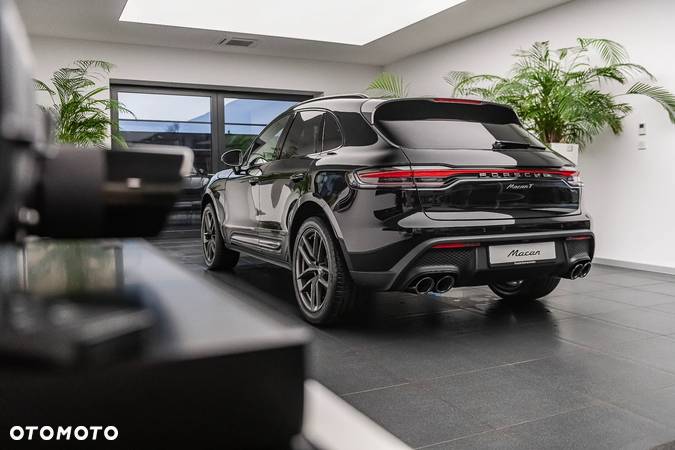 Porsche Macan T - 30