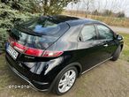 Honda Civic 1.8 Comfort - 23