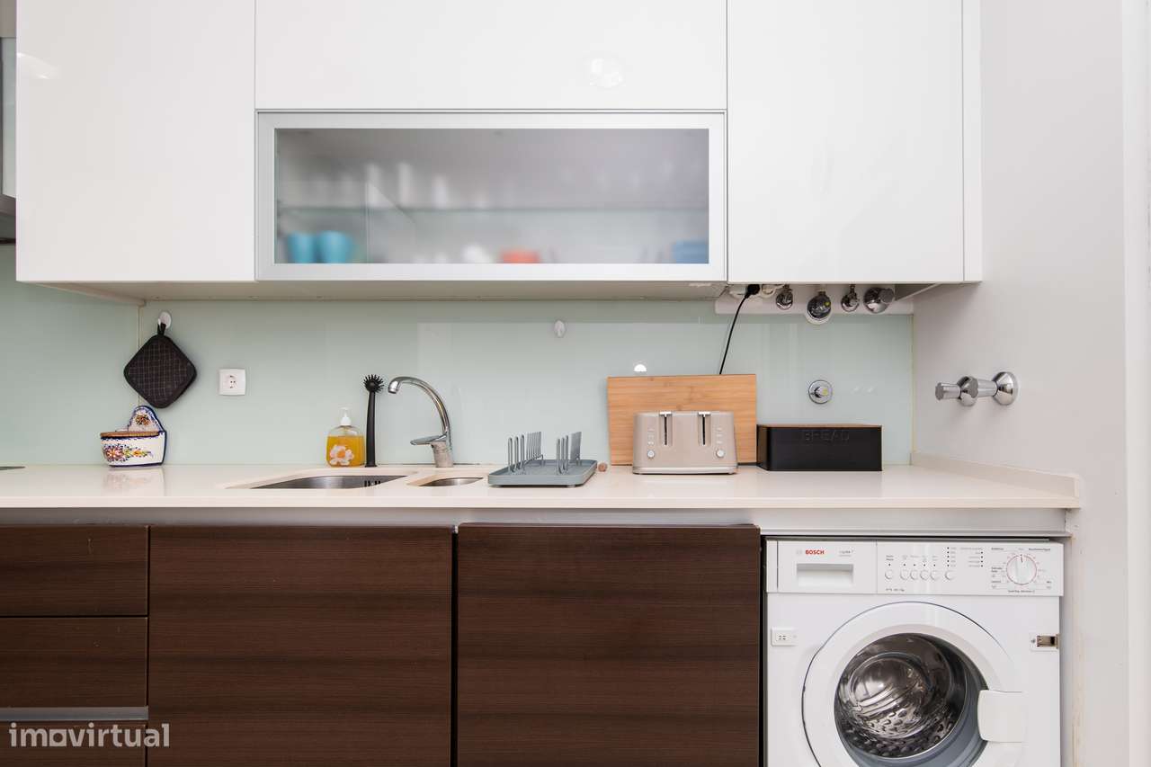 Apartamento T2 logradouro piscina vista mar e vila Sesimbra-24