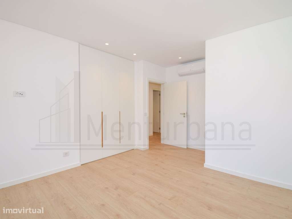 FABULOSA PENTHOUSE JUNTO À PRAIA DA PAREDE - CASCAIS-30