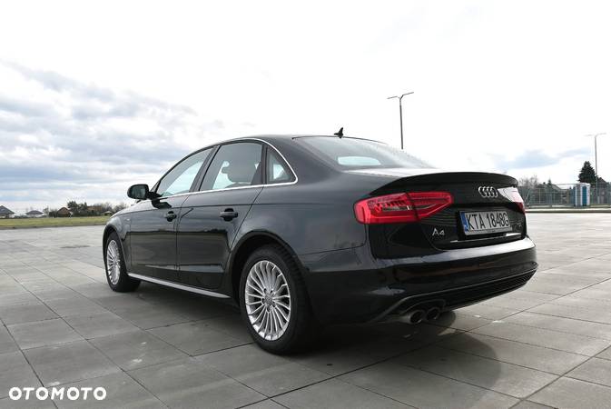 Audi A4 2.0 TDI Design S tronic - 11