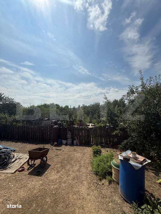 Casa 60 mp + Teren 2150 mp, zona Burdujeni - Imagine principală: 4/10