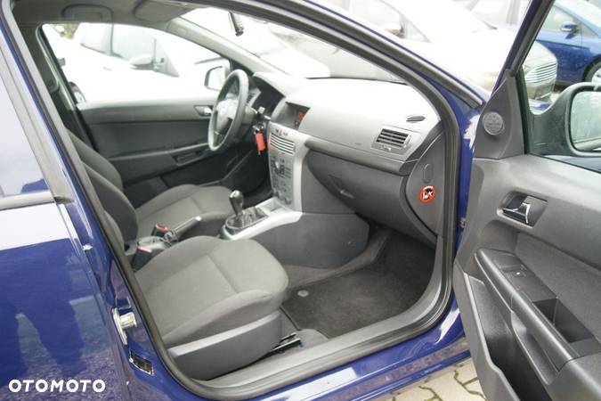 Opel Astra - 15