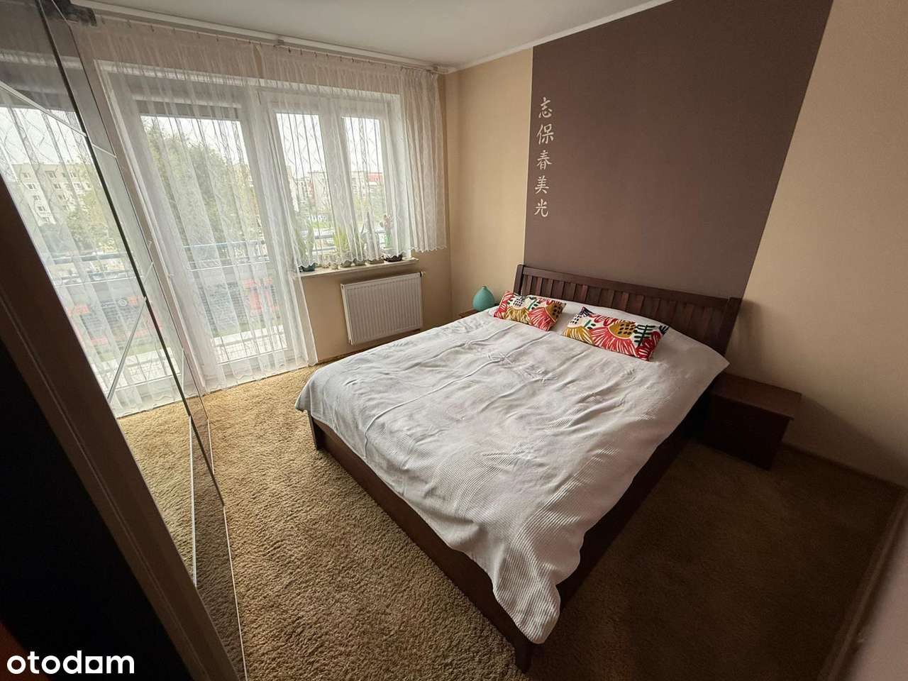 Przestronne 3-pokojowe mieszkanie z 2 balkonami i garażem-9