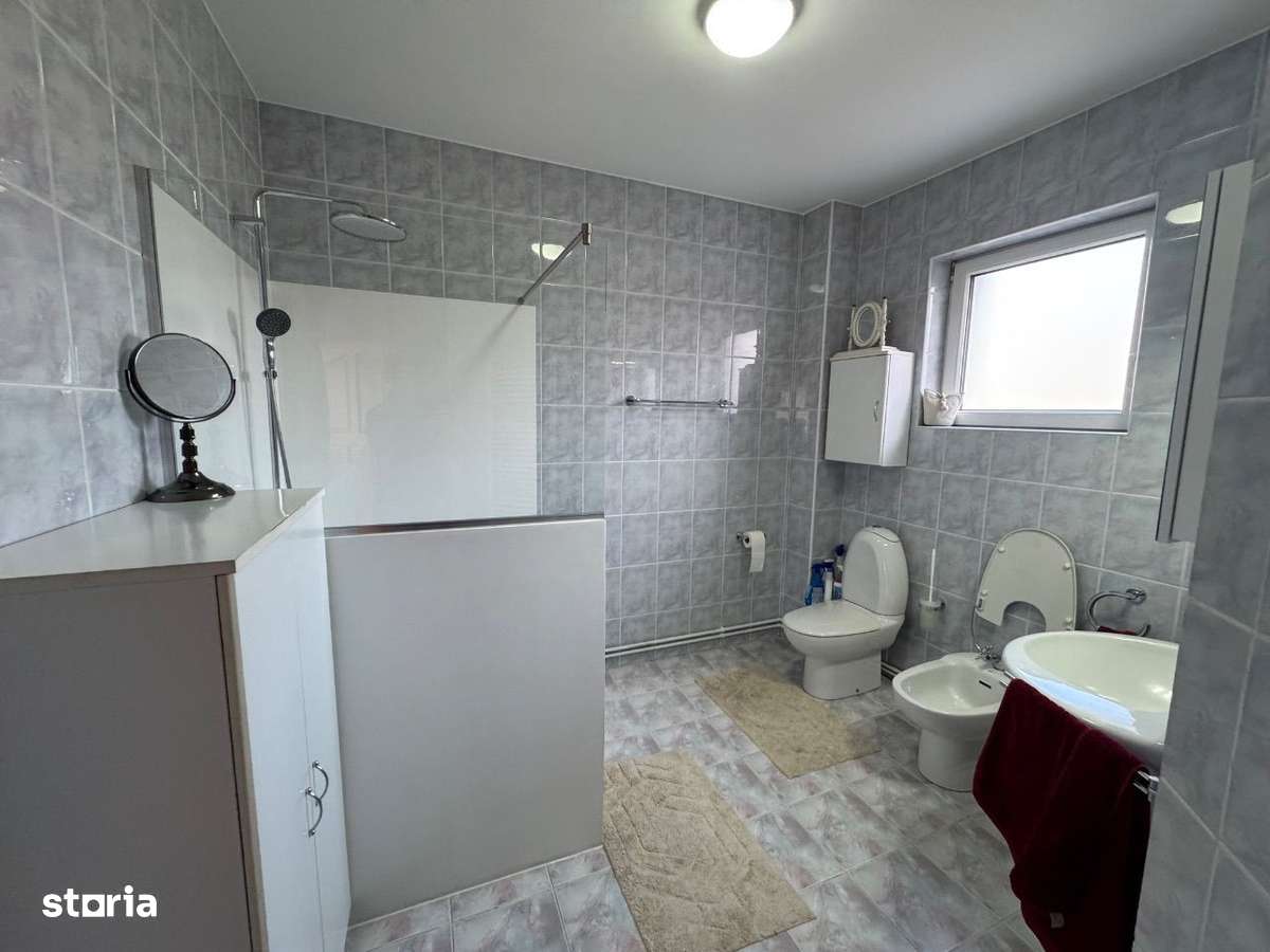 Casa P+2 zona CENTRALĂ-9