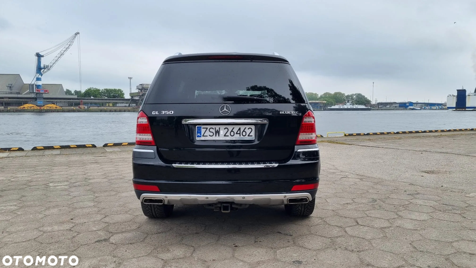 Mercedes-Benz GL 350 BlueTec - 18