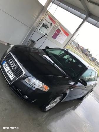 Audi A4 Avant 2.0 TDI - 4