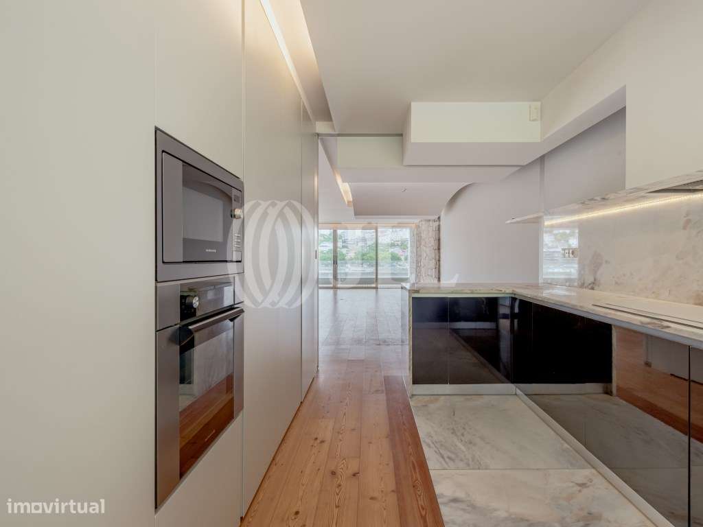Apartamento T4 com estacionamento, em Vila Nova de Gaia-13