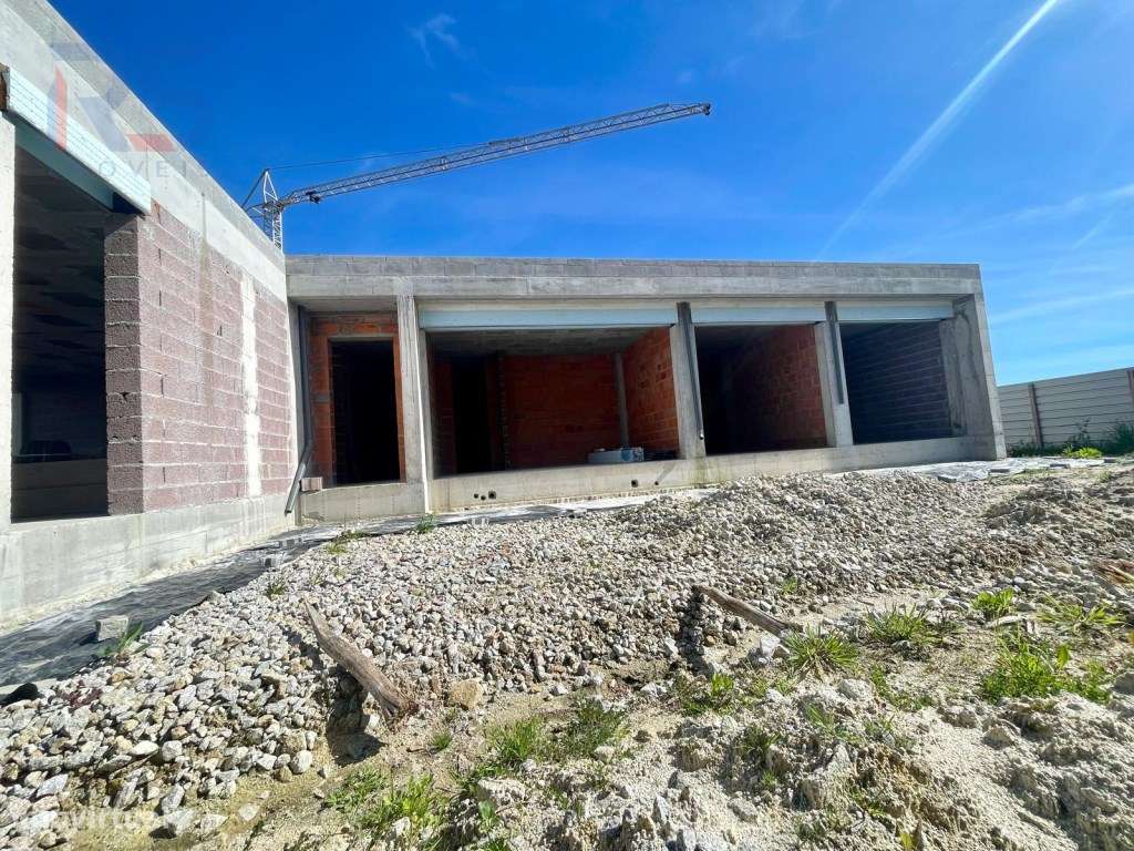 Moradia térrea T4-6