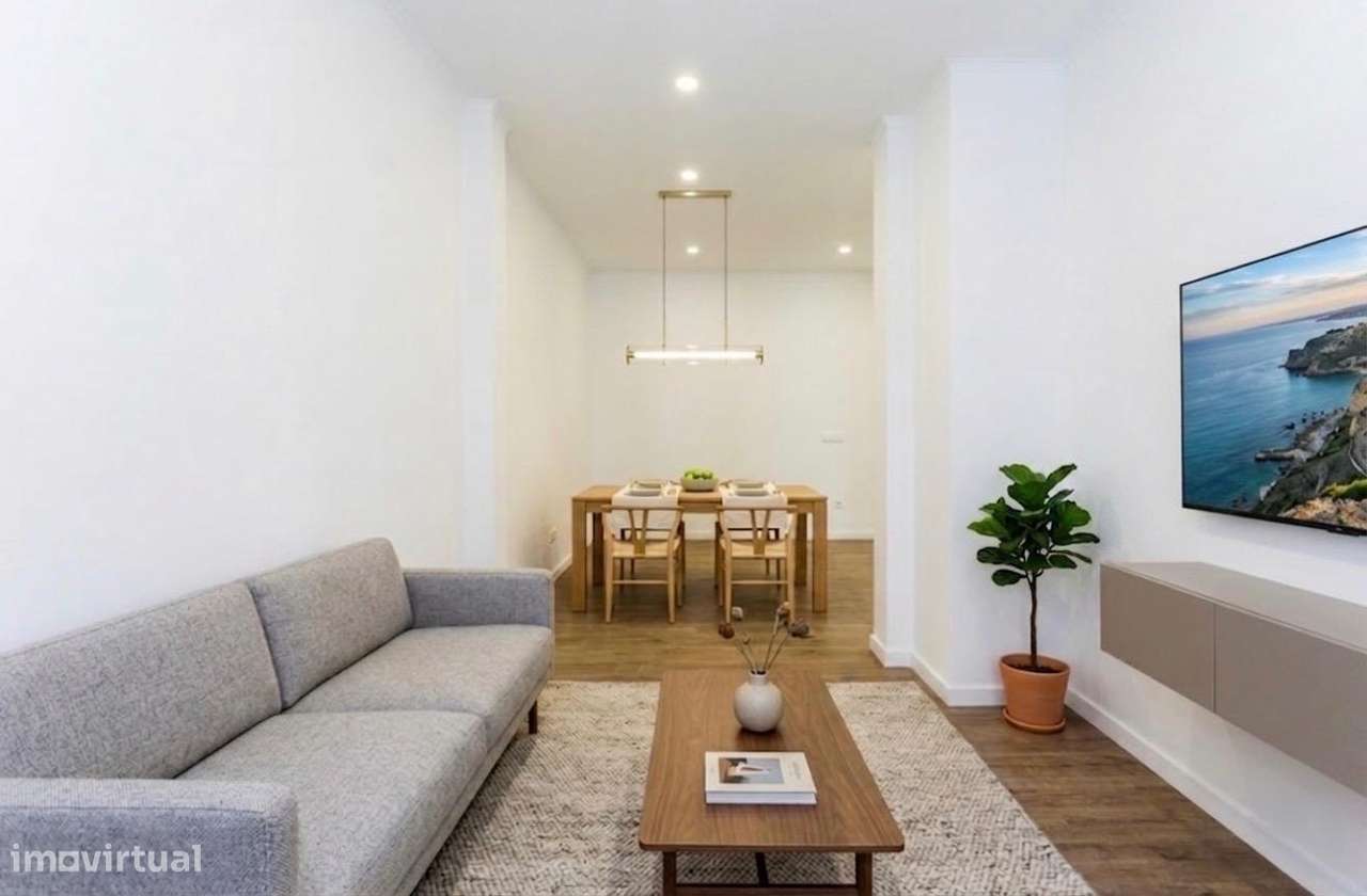 T2+1 Totalmente Remodelado em Edifício Recuperado!-12