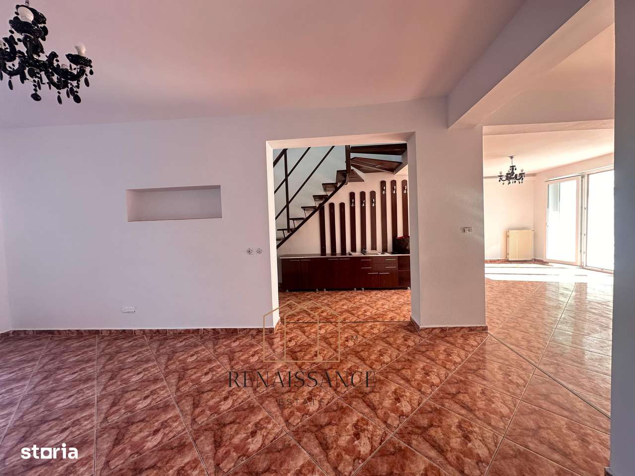 Lipovei Casa Individuala cu Piscina 6 Camere 4 Bai | S+P+1E+M - 198mp - Imagine principală: 4/20