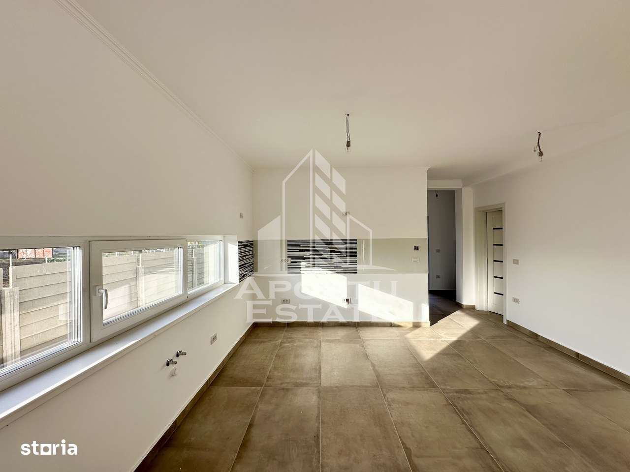 Casa individuala cu 4 camere, teren 450 mp, Becicherecu Mic - Imagine principală: 4/11