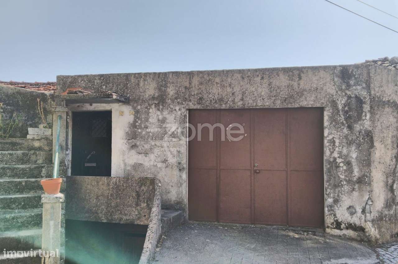 Moradia T1 para remodelar com garagem Gouveia - Grande imagem: 4/10