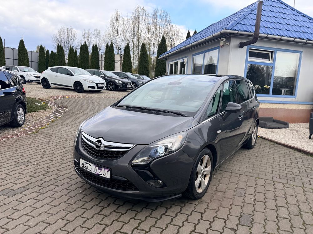 Opel Zafira C 1.4 Turbo (ecoFLEX) Start/Stop Business Innovation 2012