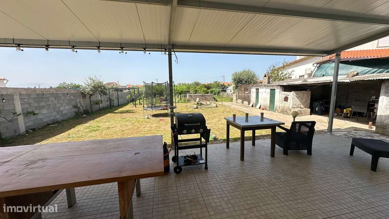 Moradia T4 com terreno em Oledo, Idanha-a-Nova-18