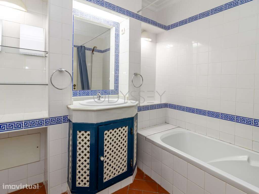 Charmoso Apartamento de 2 Quartos Rés-do-Chão com Grande Jardim Pri...-21