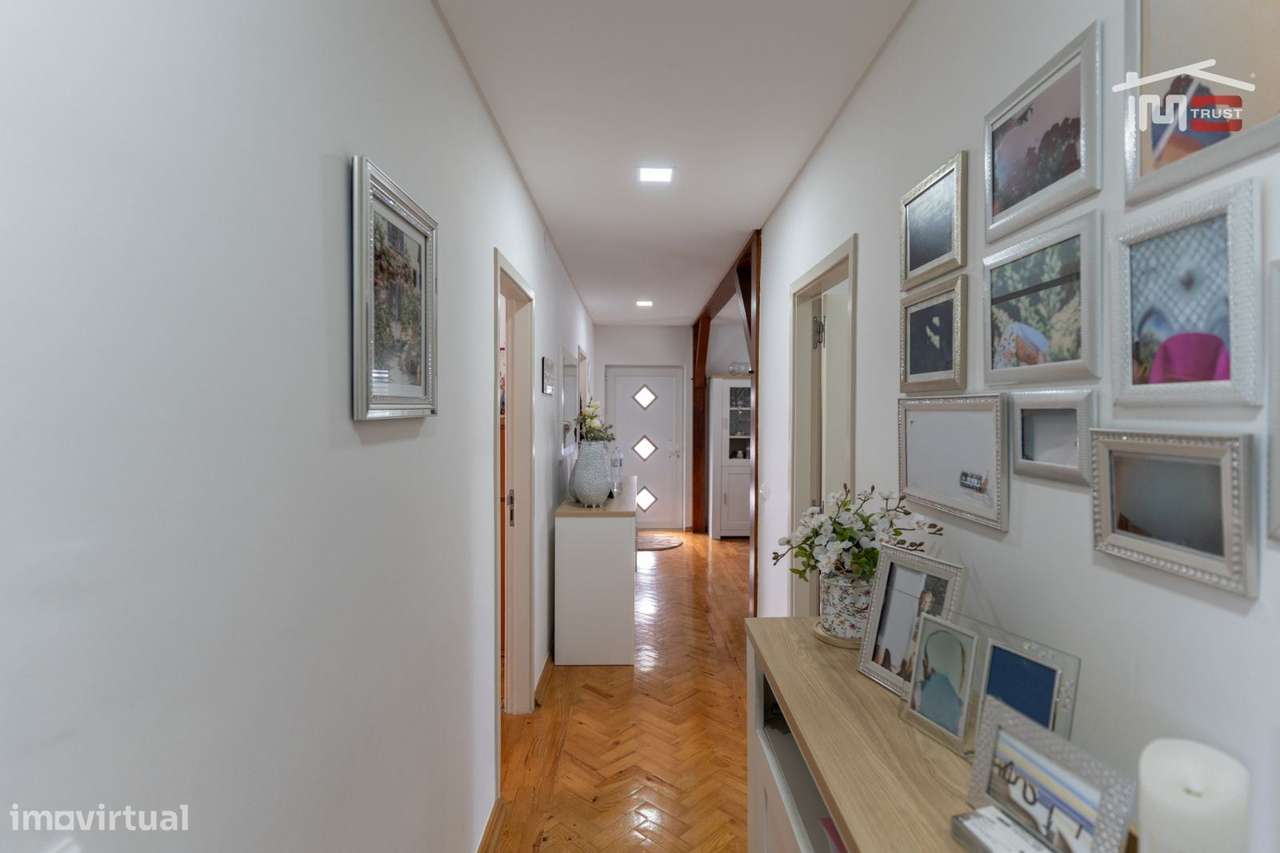 MORADIA T3 REMODELADA | ENTRADA DE FÁTIMA-14