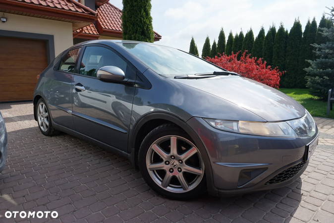 Honda Civic 1.8 Comfort - 10