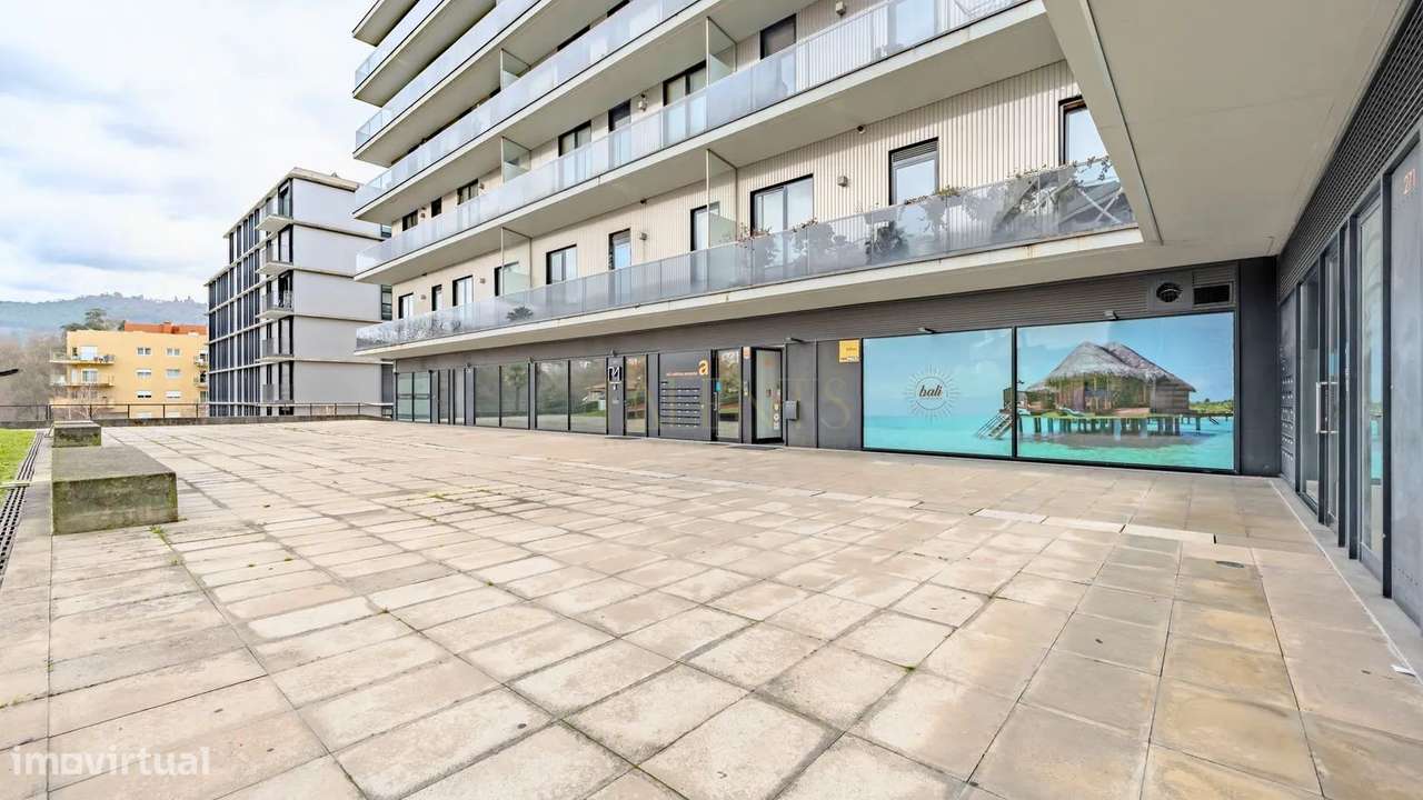 Apartamento T1 Azurém Guimaraes com Varanda Panorâmica-27