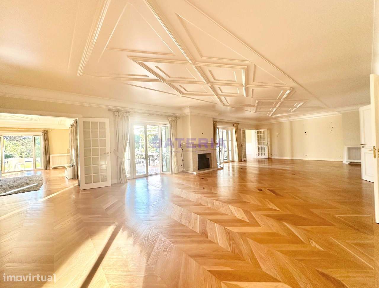 Classic Villa in Quinta Patiño - Grande imagem: 5/50