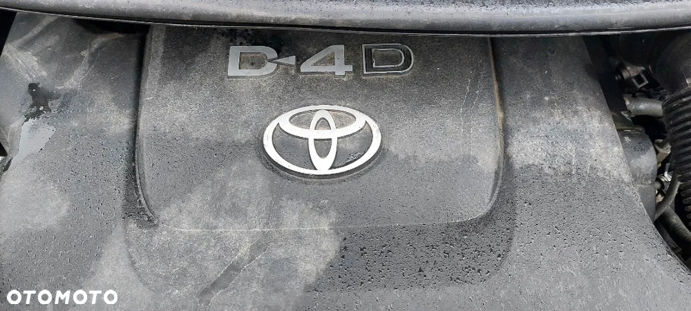 Toyota Yaris ii słupek próg prawy lewy 1f8 - 6