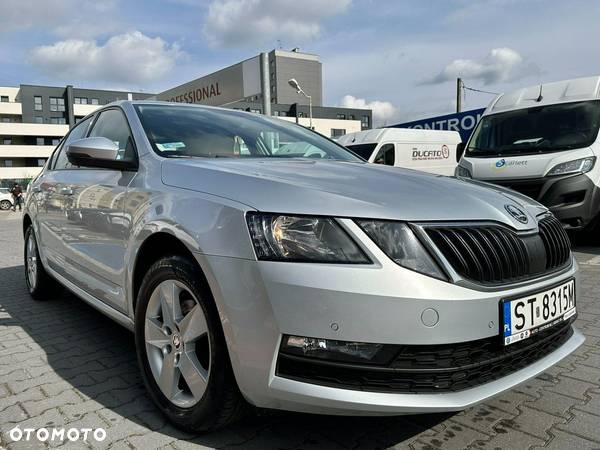 Skoda Octavia - 3