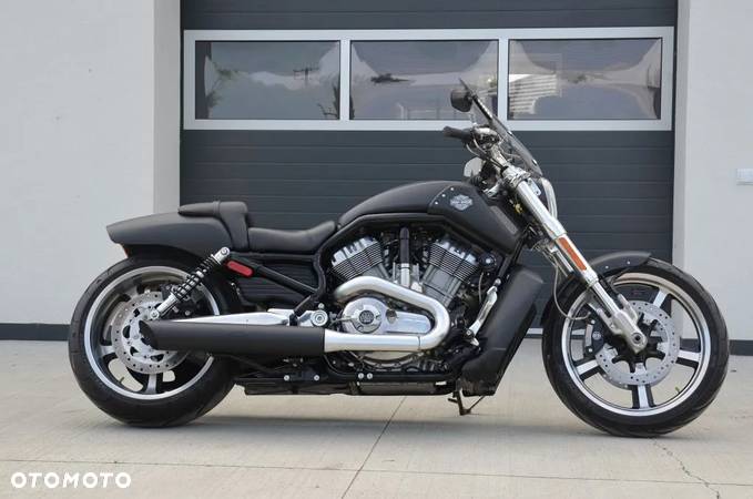 Harley-Davidson V-Rod Muscle - 13