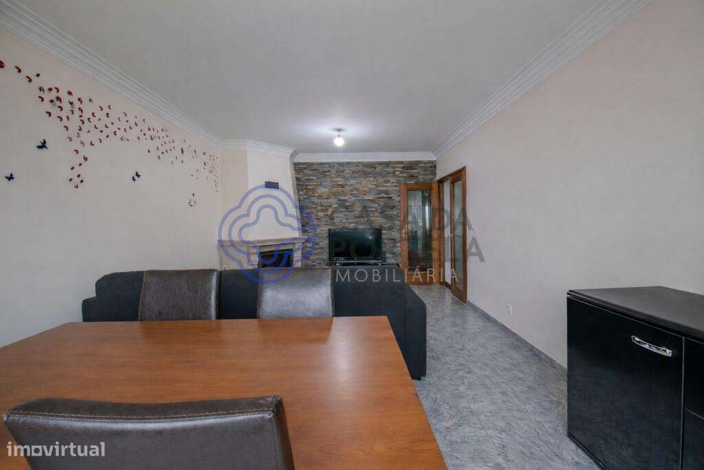 Apartamento T2 com Lugar de Garagem | Folgosa – Maia-1