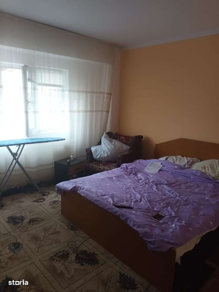 3 camere, mobilat și utilat, centrala proprie, bloc 1989, stradal-2