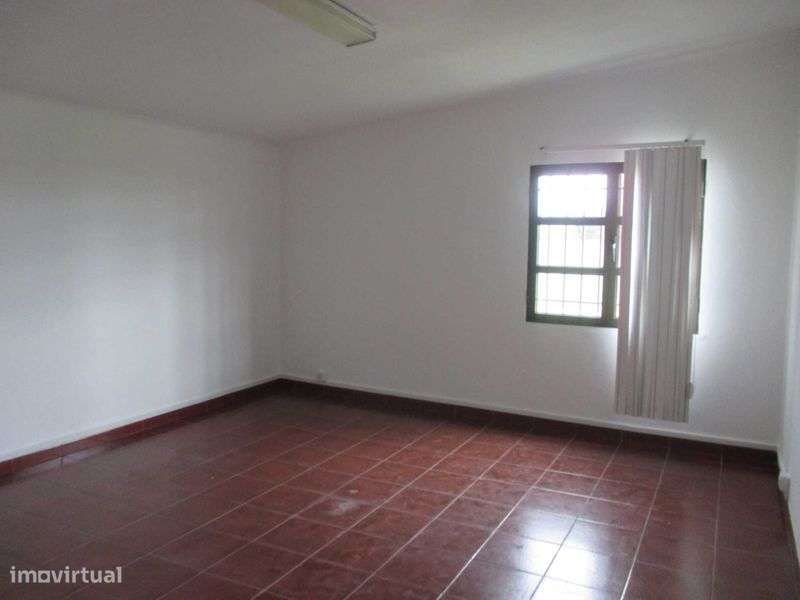 Arrenda-se Armazém - Grande imagem: 4/7