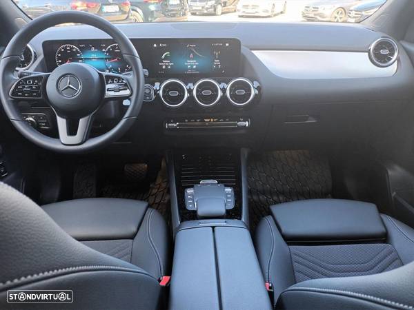 Mercedes-Benz GLA 200 Style - 17