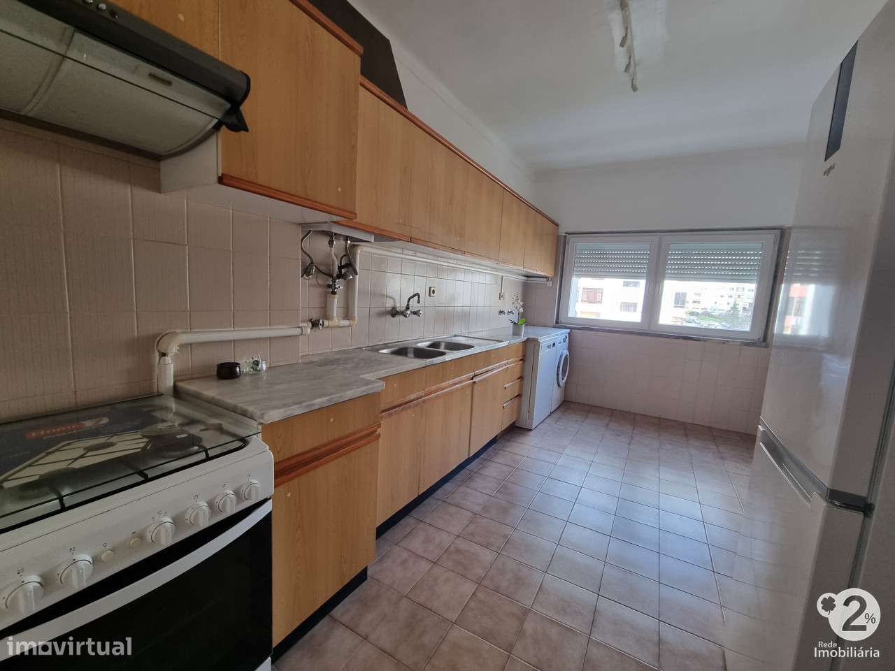 Apartamento T2 com 106m2 no centro de Massamá - Grande imagem: 4/18