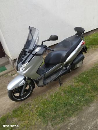 Yamaha X-max - 1