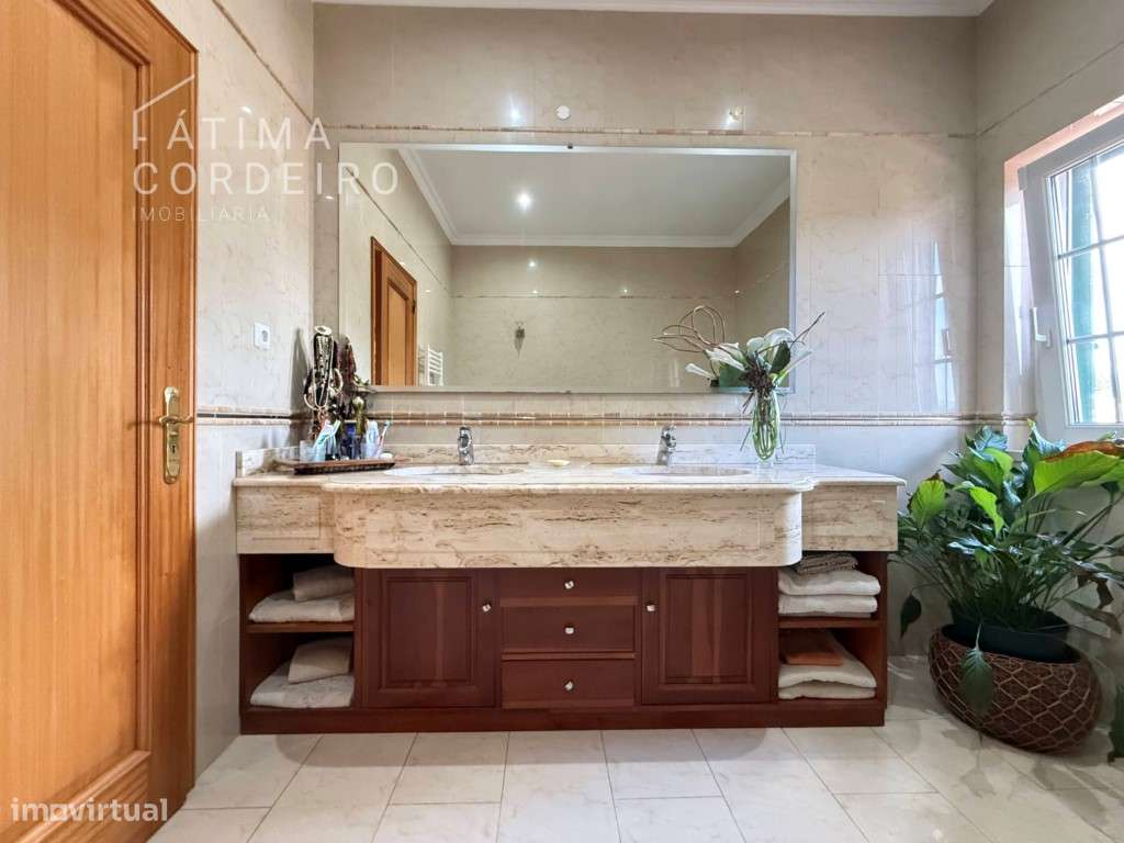 Morada Condomínio Privado Quinta do Peru-31