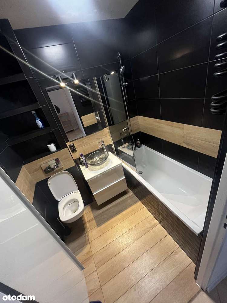 BEZPOŚRENIO Przestronne 2-pokojowe mieszkanie GARAŻ PODZIEMNY balkon ! - Pełny obrazek: 1/13