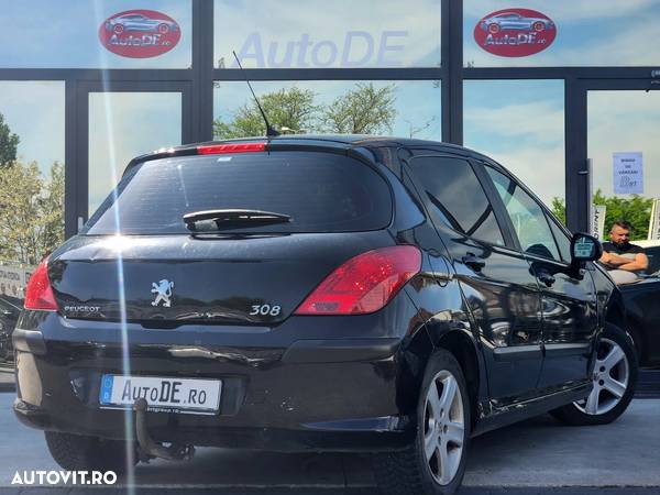 Peugeot 308 1.6HDi Confort Pack - 4