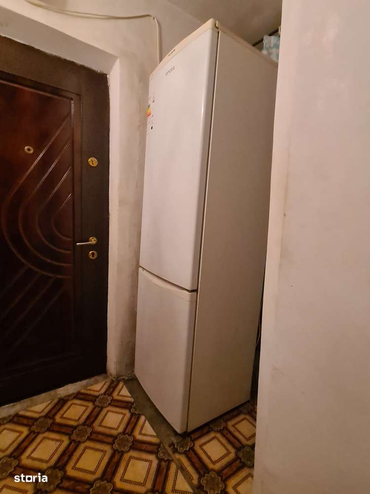 Apartament tip garsoniera zona Scoala generala 2 - Adjud-2