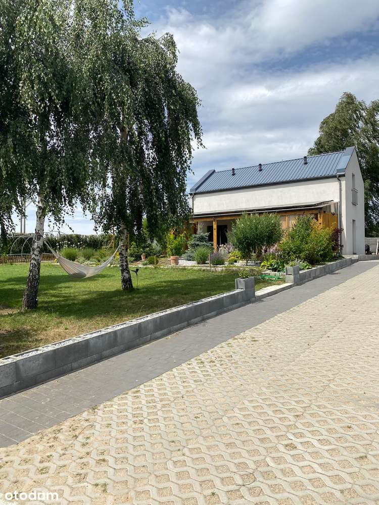 ENERGOOSZCZĘDNY DOM NAD JEZIOREM w m. GŁODOWO 4 pokoje, 3 łazienki
