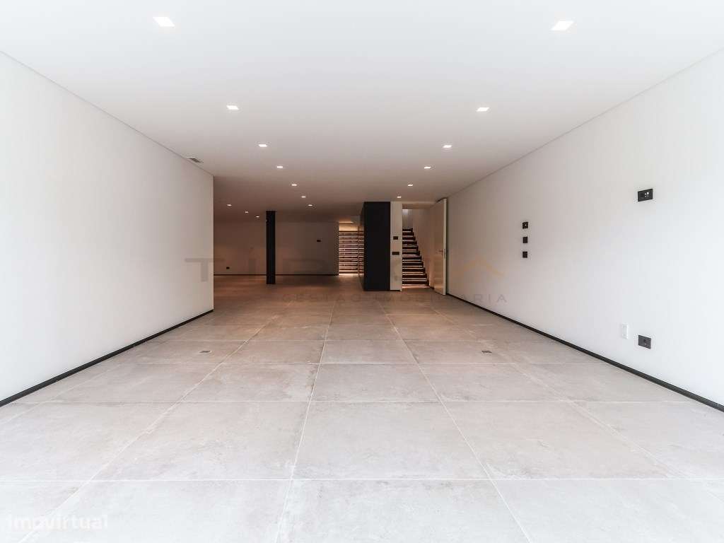 Moradia LUXO Condomínio Privado-51