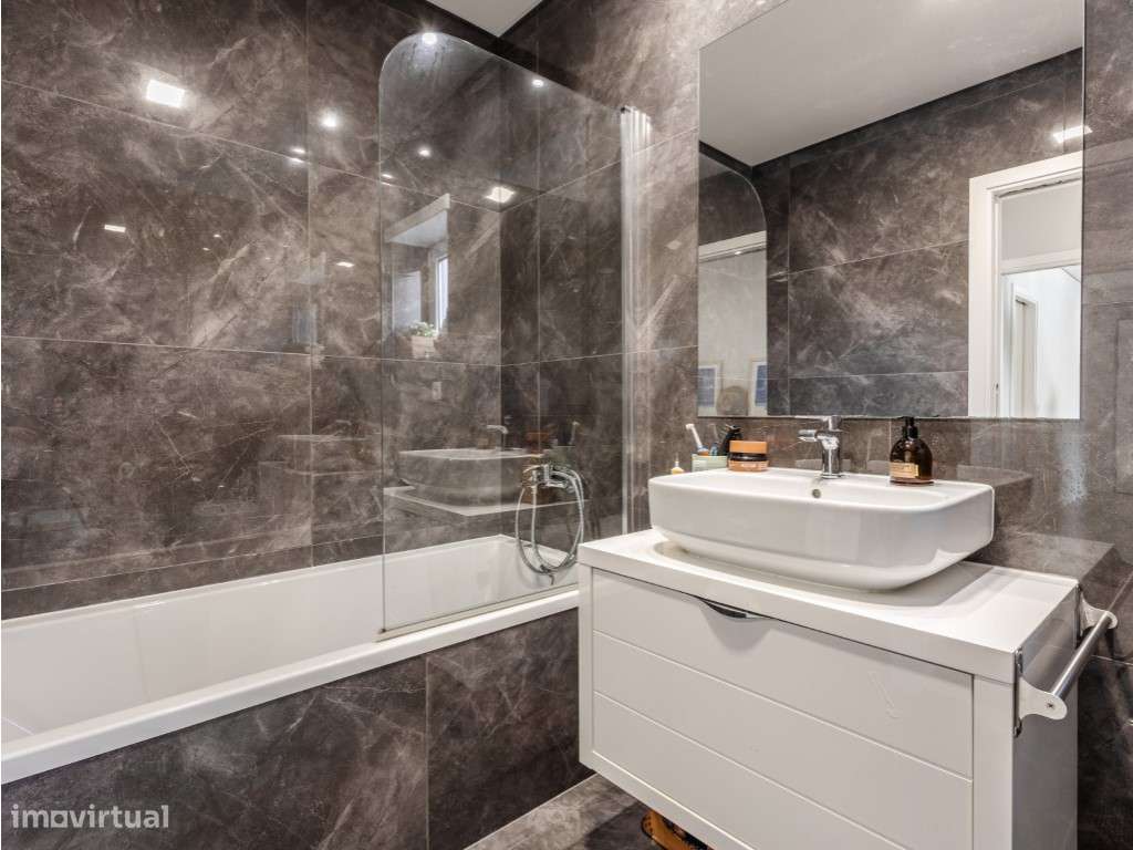 T3 Duplex com garagem dupla e terraço privativo - Grande imagem: 5/22