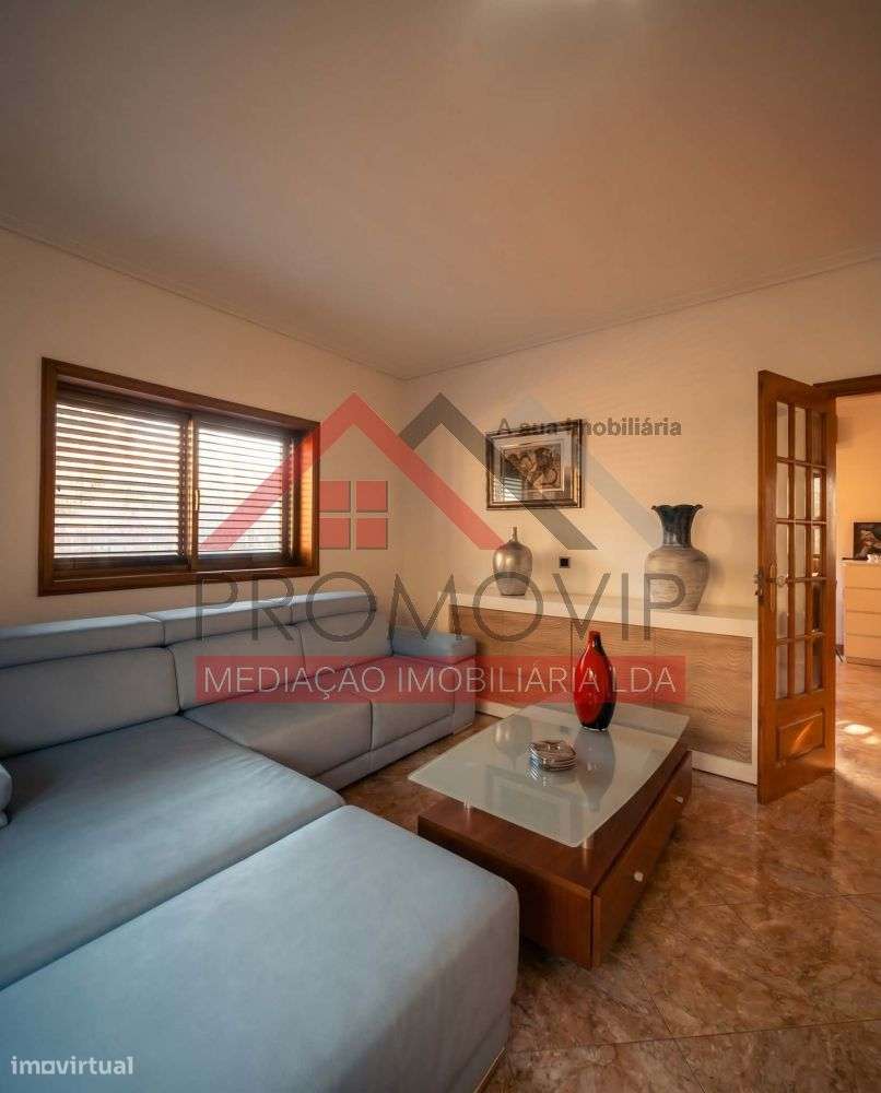 Moradia T4 Areias Santo Tirso-8