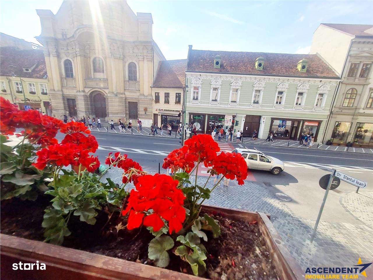 Preluare afacere pensiune administrare in regim turistic, Centrul Isto - Imagine principală: 5/20