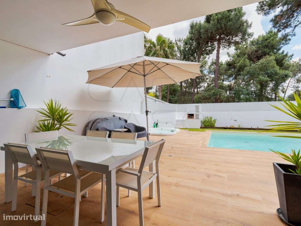 Exclusiva Moradia T4 com garagem, piscina e jacuzzi, rodeada por na...-22