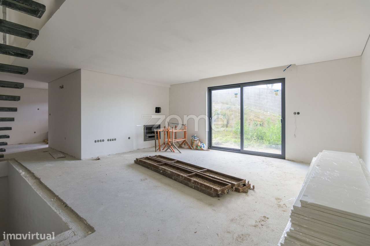 Moradia T4 + 1 Triplex em Cinfães - Grande imagem: 5/35