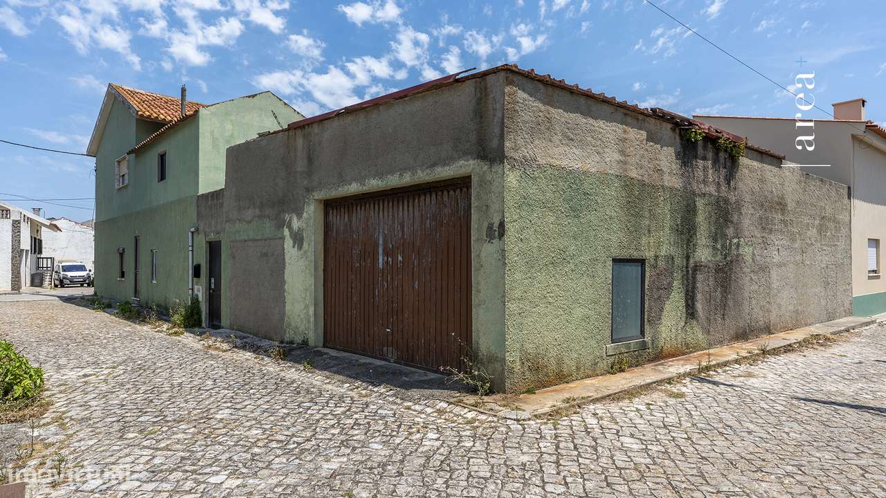 Imóvel Exclusivo | Casa 15/17 da Costa-7