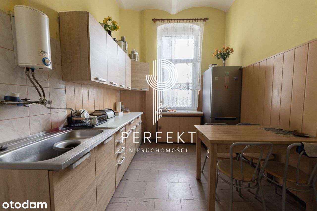 3 pokoje w odrestaurowanej kamienicy-4