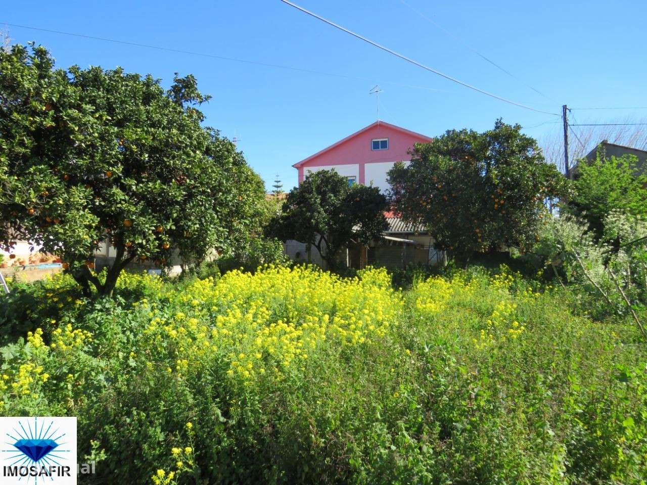 Excelente Residencial com restaurante / café-11