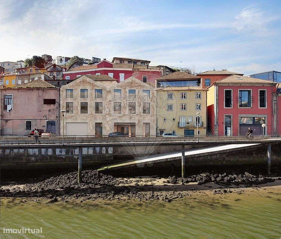 Prédio  para venda - Grande imagem: 2/8