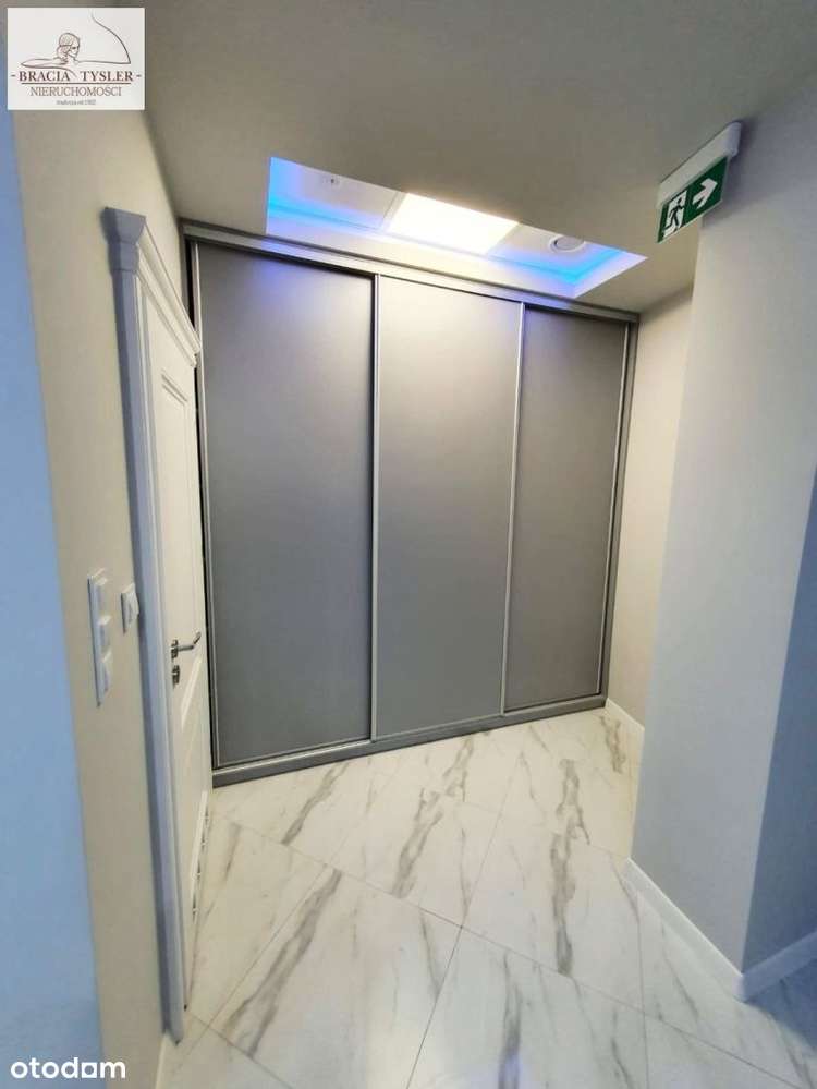 Dwa lokale na sprzedaż Centrum Świecia-8