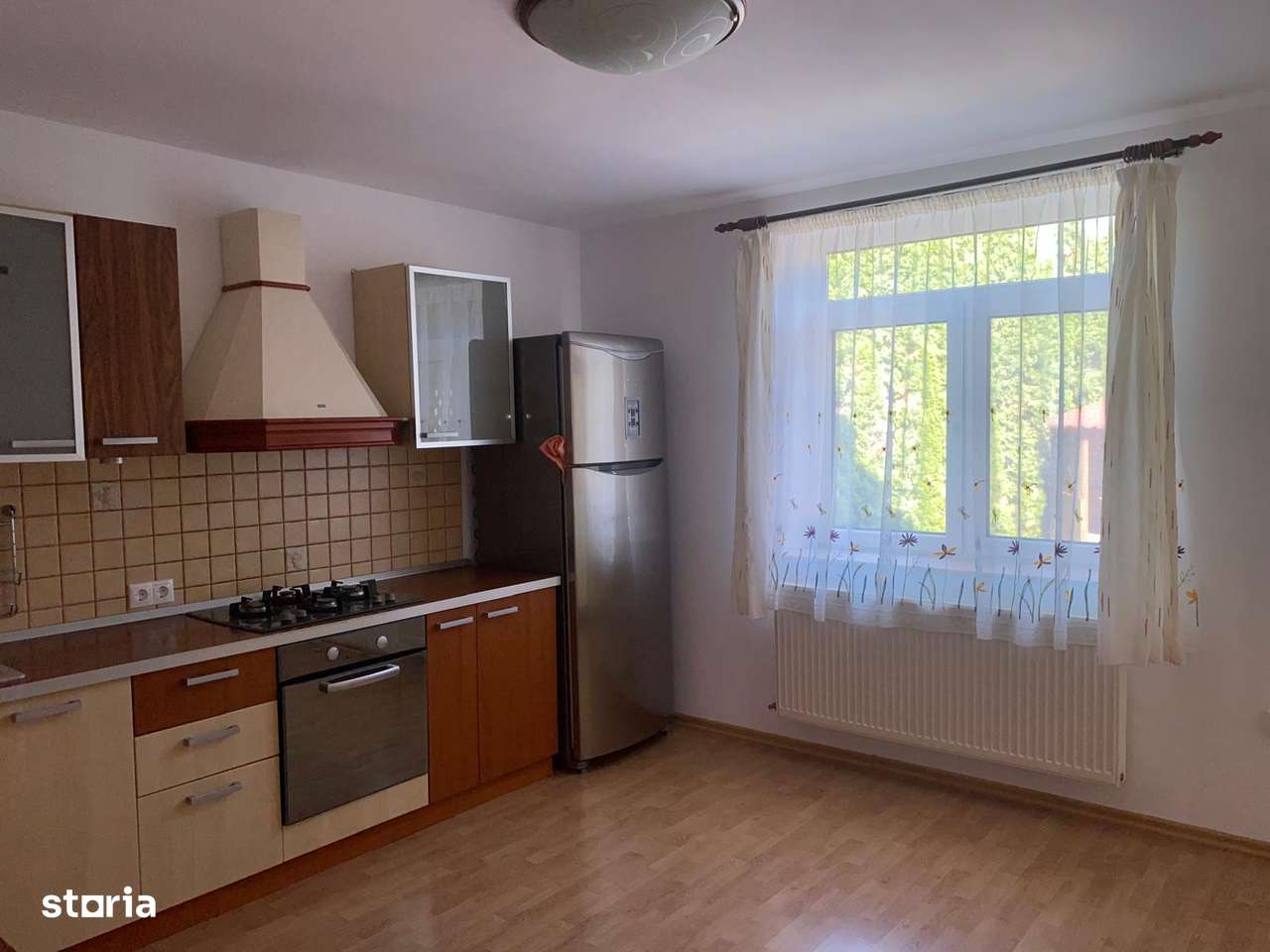 Casa zona  Calea Moldovei-11